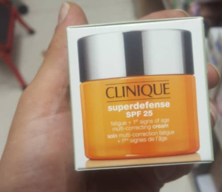 ژل چندکاره سوپردیفنس SPF25 کلینیک حجم 50 میلی لیتر اورجینال