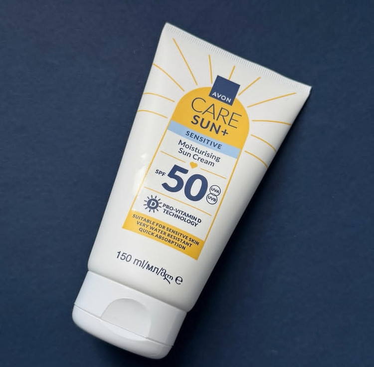 کرم ضد آفتاب آبرسان آون با SPF 50 حتی پوست های حساس اورجینال